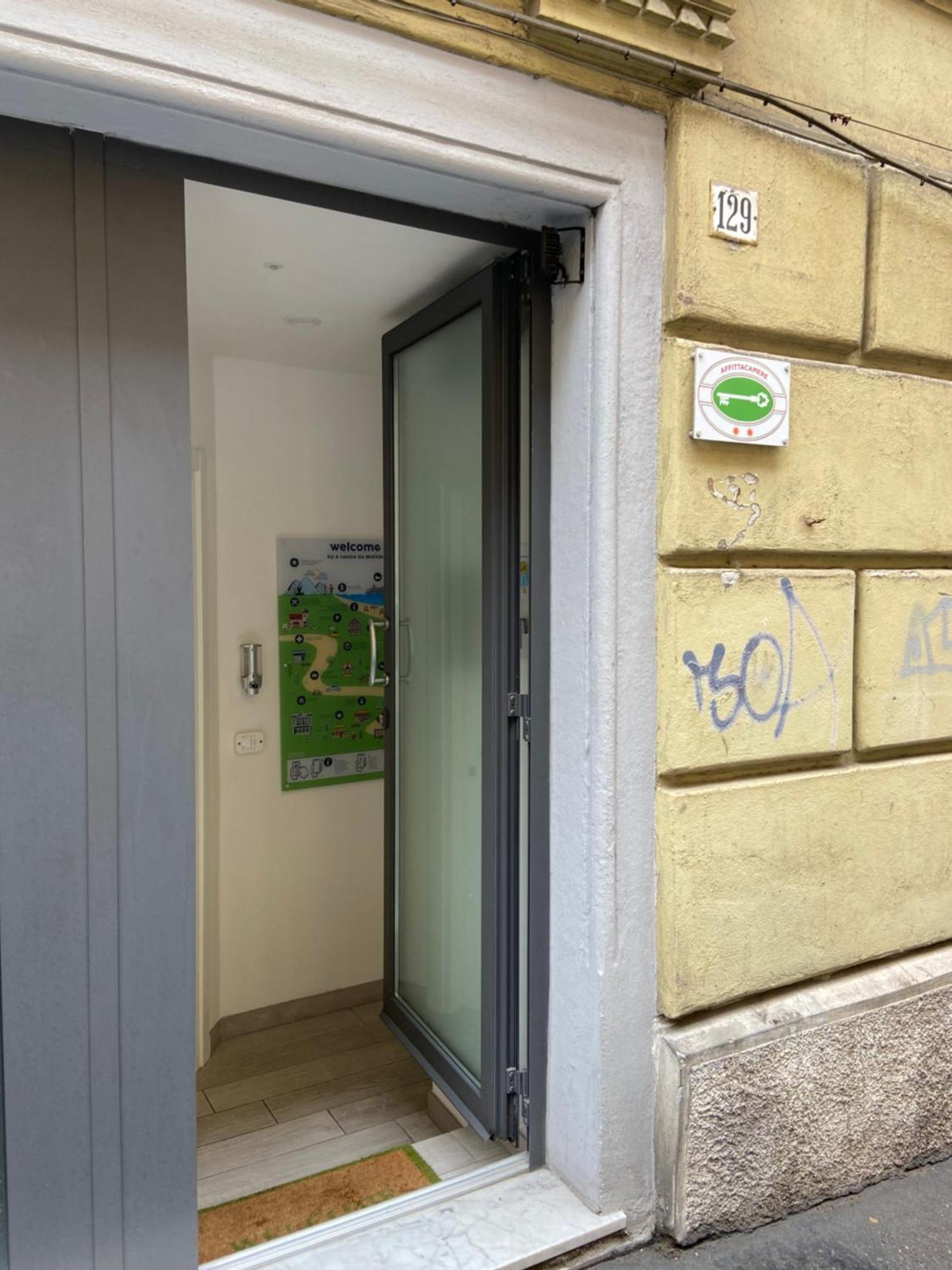 Vita Lenta - Cozy Rooms La Spezia Bagian luar foto